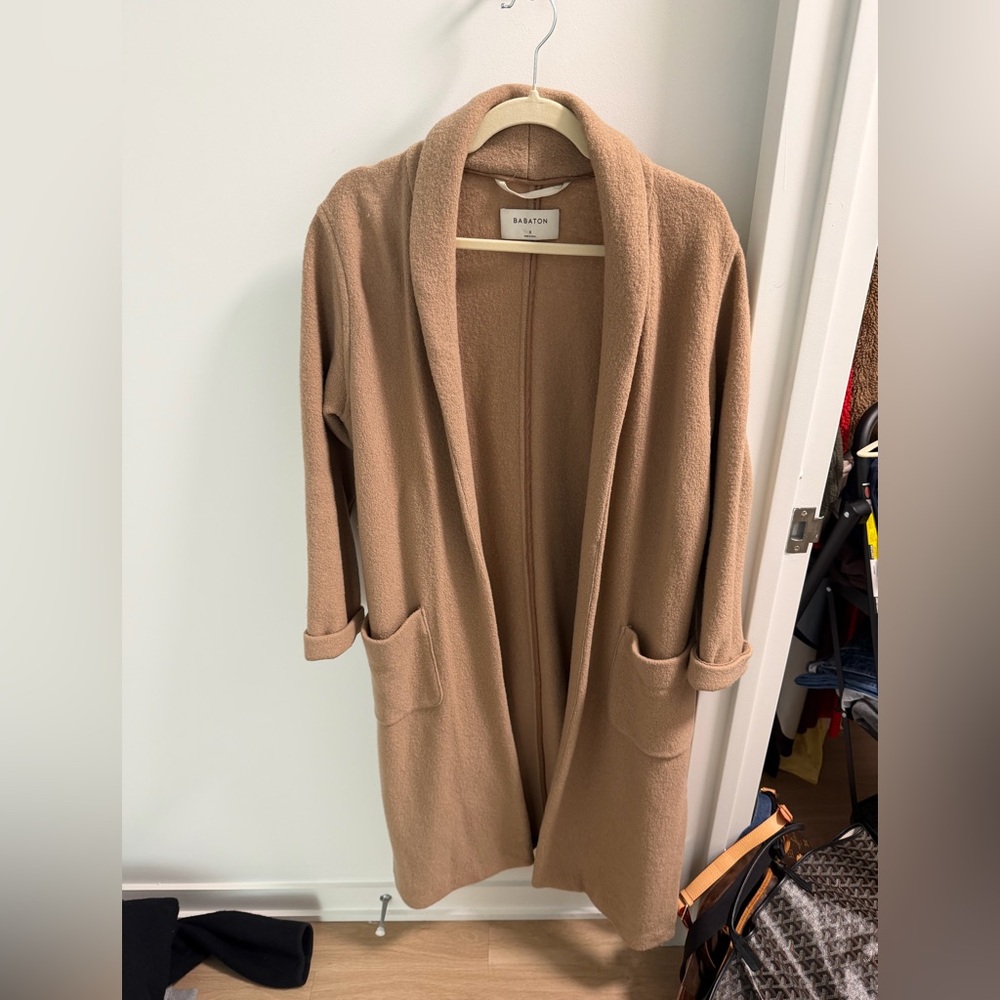Aritzia Babaton Women's Camel Cardigan